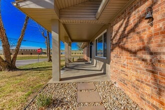 441 Lawrence Dr in Mount Vernon, IN - Building Photo - Building Photo