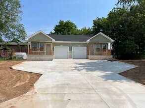 2007B Cedar St in Van Buren, AR - Building Photo - Building Photo