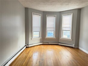 11 Downing St in Providence, RI - Building Photo - Building Photo