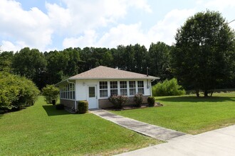 3226 Cathedral Caverns Rd in Grant, AL - Building Photo - Building Photo