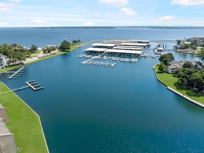 12500 Melville Dr in Montgomery, TX - Building Photo - Building Photo