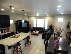 3518 W Waterbury Dr in Lehi, UT - Building Photo - Building Photo