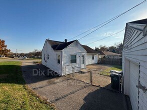 600 Valleyview Dr in Hamilton, OH - Building Photo - Building Photo