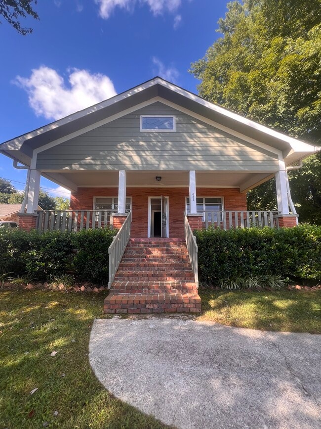 property at 633 Miller St