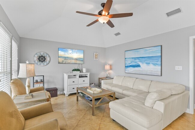 21531 Zachary Dr in Galveston, TX - Building Photo - Building Photo