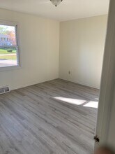 209 Kenridge Rd in Akron, OH - Building Photo - Building Photo