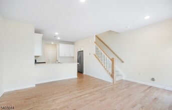 5 Sadie Cir in Union, NJ - Building Photo - Building Photo