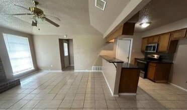 2514 Duke Cir in Rowlett, TX - Building Photo - Building Photo