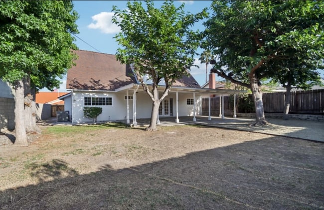 23681 Cavanaugh Rd