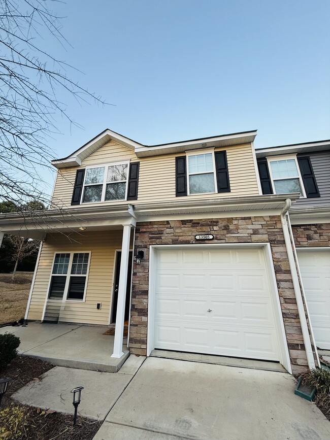 13505 Browhill Ln in Charlotte, NC - Building Photo - Building Photo