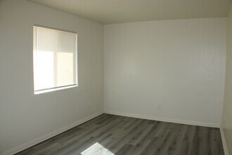 8570 Oleander Ave in California City, CA - Building Photo - Building Photo