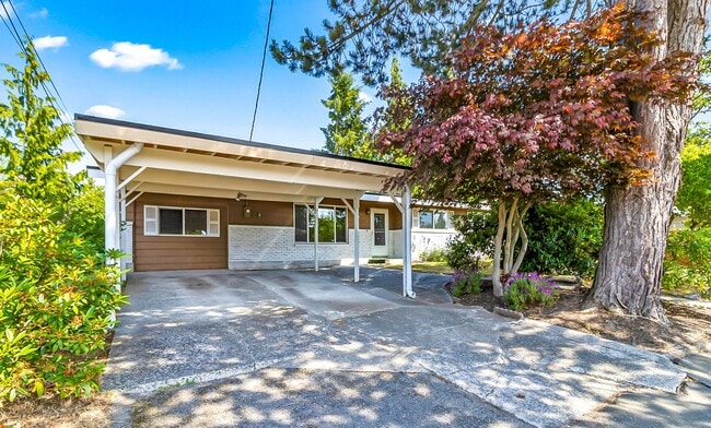 property at 7621 Easy St