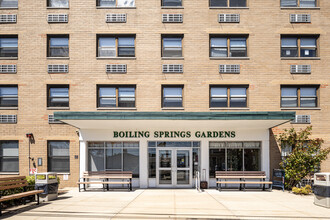 Boiling Springs Gardens in East Rutherford, NJ - Building Photo - Building Photo