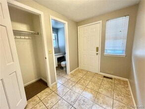 1470 S Quebec Way in Denver, CO - Building Photo - Building Photo