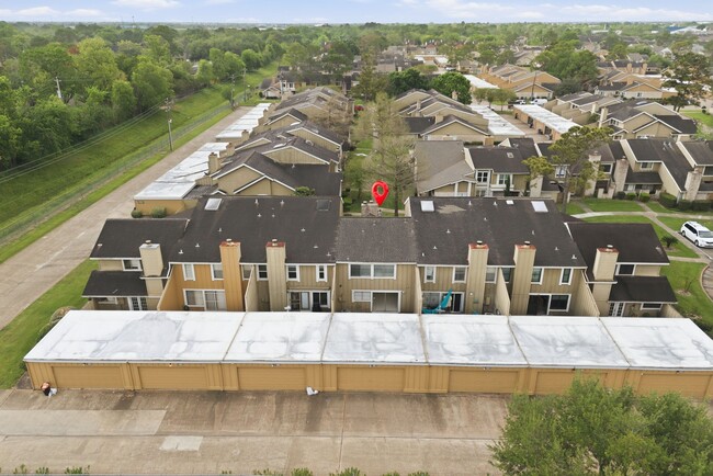 12027 Willow Trail in Houston, TX - Building Photo - Building Photo