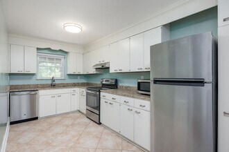 4050 Forest Hill Ave in Richmond, VA - Building Photo - Building Photo