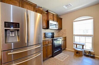 2324 NW 199th St in Edmond, OK - Building Photo - Building Photo