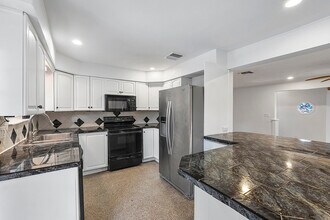 181 SE 30th Ave in Boynton Beach, FL - Building Photo - Building Photo