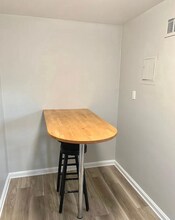 2615 13th Rd S, Unit B in Arlington, VA - Foto de edificio - Building Photo