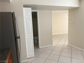 11929 Corinne Lee Ct in Ft. Myers, FL - Building Photo - Building Photo