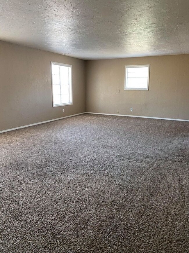 property at 419 S Harrison St