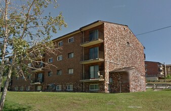 County Squire in Dawson Creek, BC - Building Photo - Building Photo