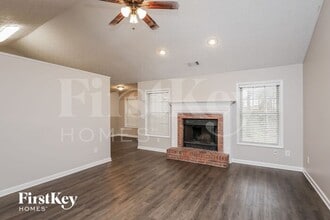 727 Melrose Trce NE in Dacula, GA - Building Photo - Building Photo