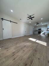 101 S Main St in Rector, AR - Foto de edificio - Building Photo