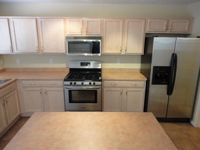 6904 Brindisi Pl NW in Albuquerque, NM - Foto de edificio - Building Photo