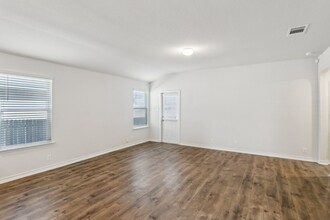 13003 Minuet Sway in San Antonio, TX - Building Photo - Building Photo