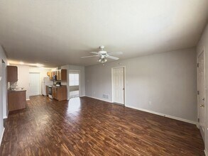 2562-2562 E Morris Dr in Columbia, MO - Building Photo - Building Photo