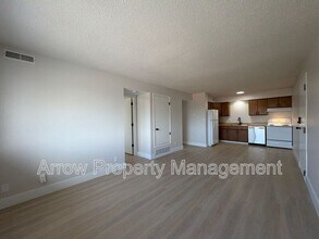 539 N 24th St in Lincoln, NE - Foto de edificio - Building Photo