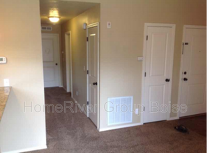 3034 W Acarrera Ln in Meridian, ID - Building Photo - Building Photo