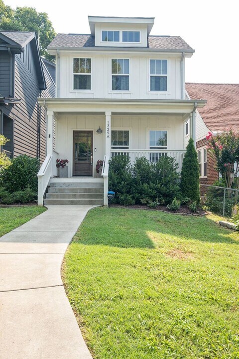 1329a Pennock Ave in Nashville, TN - Building Photo