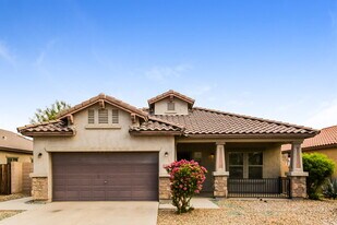 5820 W Euclid Ave in Phoenix, AZ - Building Photo