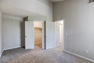 Keystone in Northglenn, CO - Foto de edificio - Building Photo