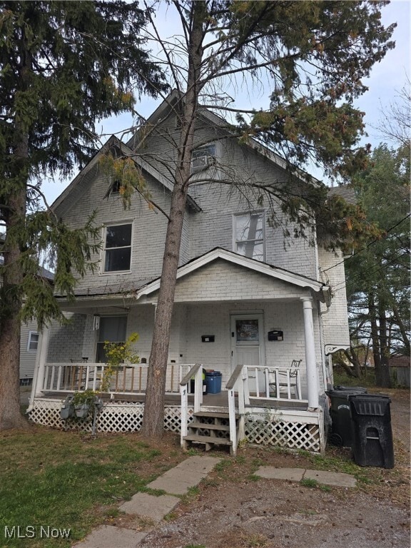 property at 207 Bath St