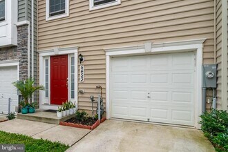 5453 Bristol Grn Wy in Baltimore, MD - Building Photo - Building Photo