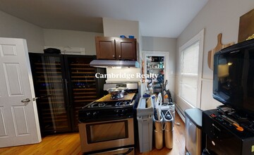 31 Portsmouth St, Unit 1L in Cambridge, MA - Building Photo - Building Photo