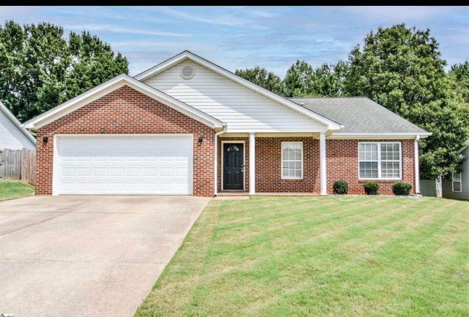 27 Sweetland Ct in Greenville, SC - Foto de edificio