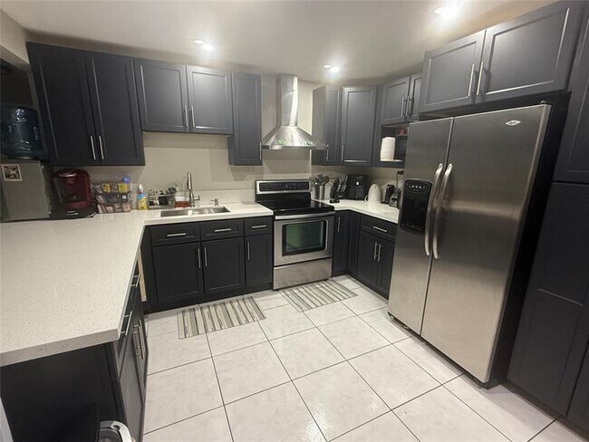 2800 SW 9th St in Fort Lauderdale, FL - Building Photo - Building Photo