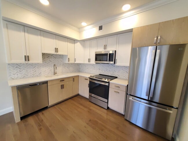 39 Herrick Rd in Newton, MA - Building Photo - Building Photo