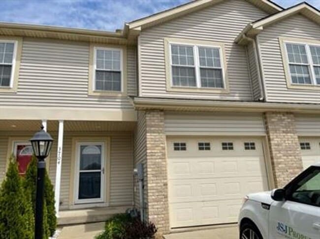 property at 3704 Sandstone Dr