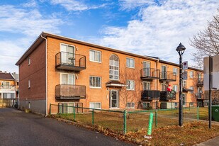 9295 Maurice-Duplessis Boul in Montréal, QC - Building Photo