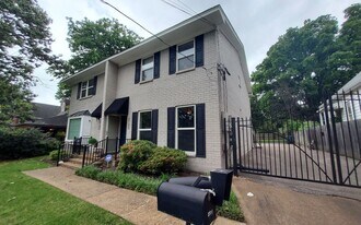 2104-2106 Harbert Ave in Memphis, TN - Building Photo