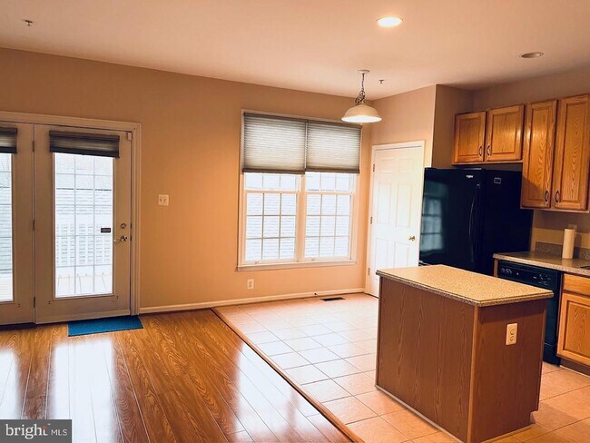 1108 Havencrest St in Rockville, MD - Building Photo - Building Photo