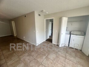 4532 Commander Dr in Orlando, FL - Building Photo - Building Photo