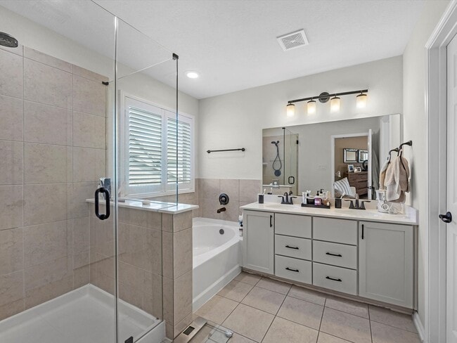 property at 8924 Hollister Commons Ln