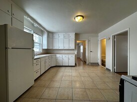 1017 N Webster Ave in Green Bay, WI - Building Photo