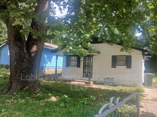 property at 753 Kings Alley